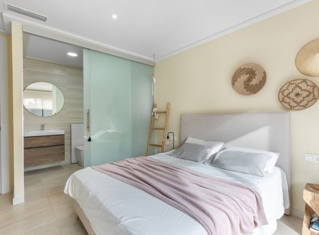 Återförsäljning - Lägenhet - Torrevieja - Torre La Mata