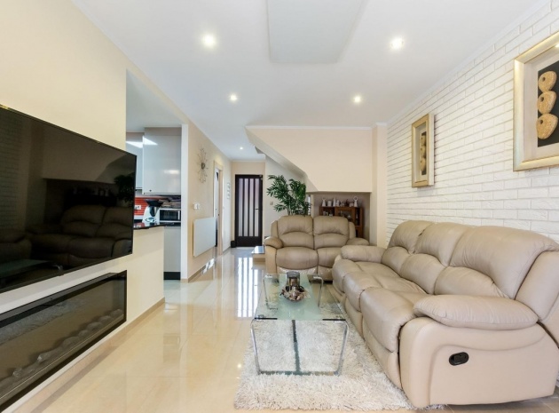 Revente - Maison de ville - Torrevieja - Aguas Nuevas