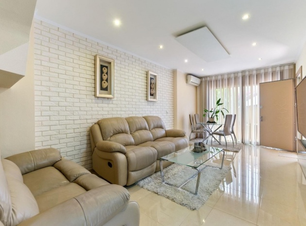 Revente - Maison de ville - Torrevieja - Aguas Nuevas