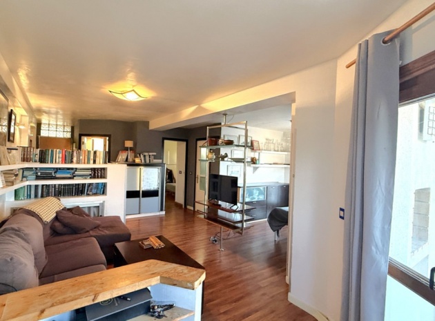 Resale - Apartment - Torrevieja - Torrevieja Centro