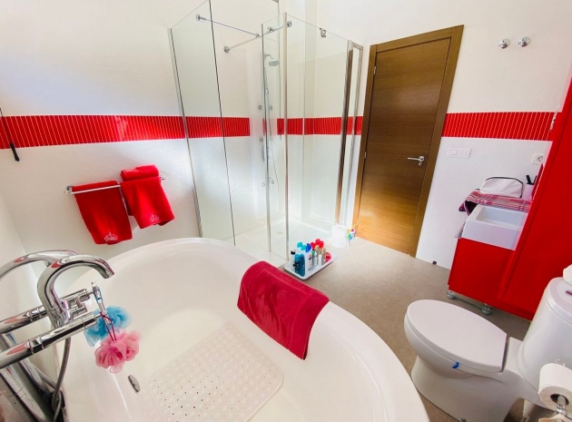 Wiederverkauf - Villa - Cox