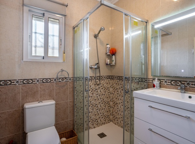 Revente - Villa - Bigastro