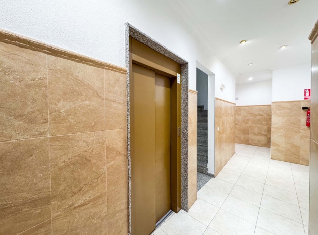 Wiederverkauf - Wohnung - Torrevieja - Playa Del Cura