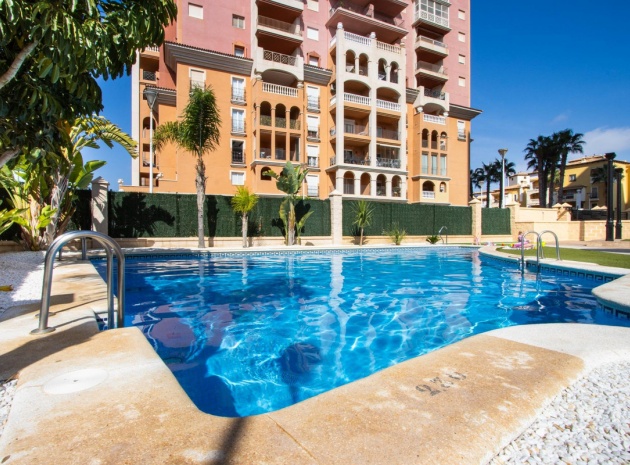 Återförsäljning - Lägenhet - Torrevieja - Torrevieja Centro