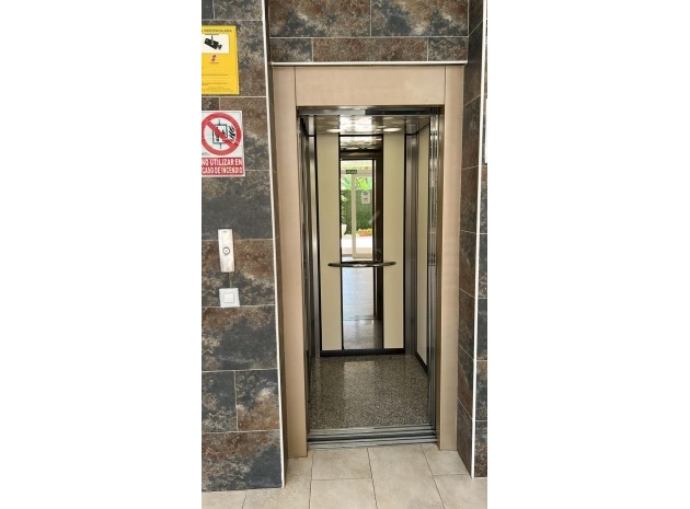 Återförsäljning - Lägenhet - Finestrat