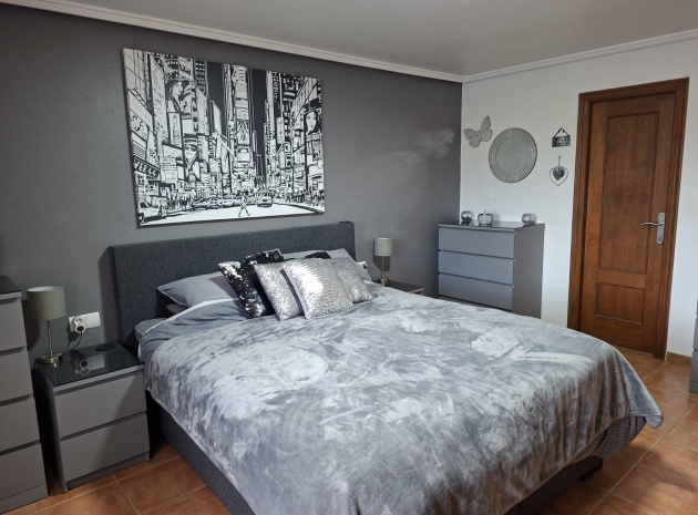 Resale - Villa - Catral