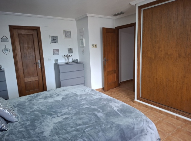 Resale - Villa - Catral