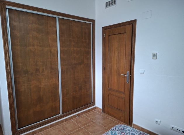 Resale - Villa - Catral