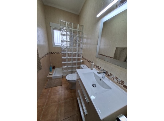 Resale - Villa - Catral