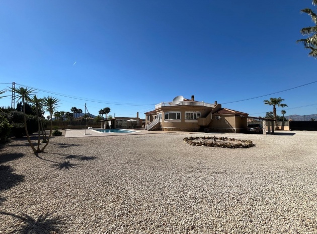 Resale - Villa - Catral