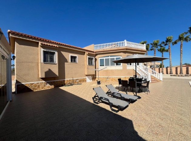 Resale - Villa - Catral