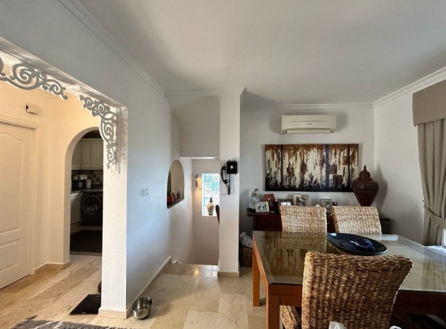 Resale - Townhouse - Villamartin - rioja