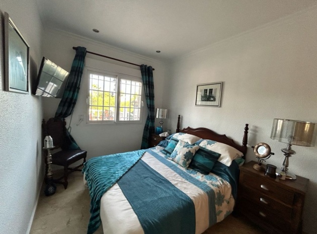 Resale - Townhouse - Villamartin - rioja