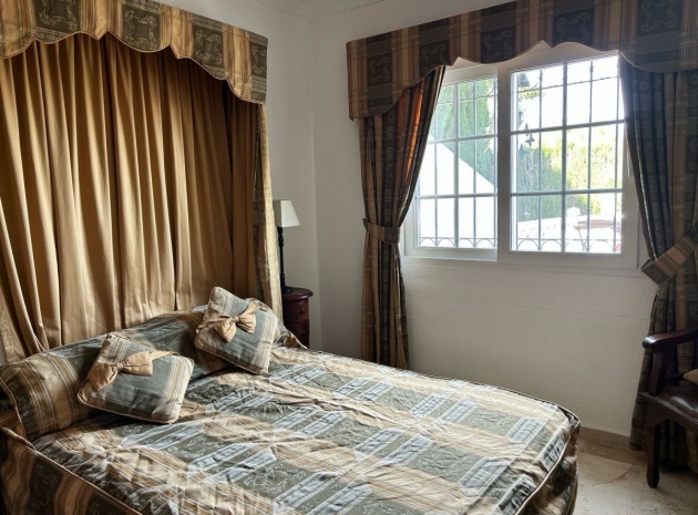 Resale - Townhouse - Villamartin - rioja