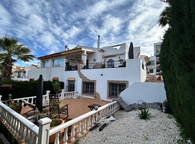 Resale - Townhouse - Villamartin - rioja