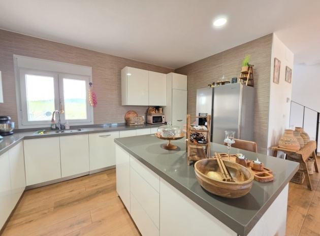 Wiederverkauf - Villa - Pinoso - Pinoso Centro