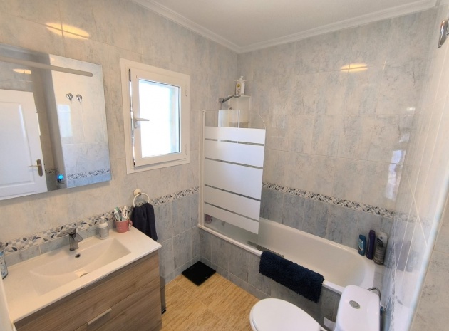 Wiederverkauf - Villa - Guardamar del Segura - Urbanización El Raso