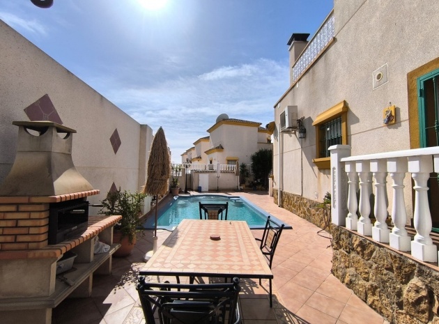 Wiederverkauf - Villa - Guardamar del Segura - Urbanización El Raso