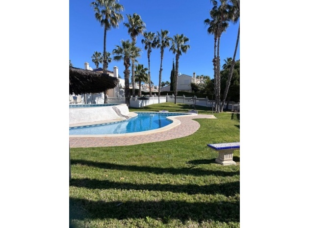 Återförsäljning - Lägenhet - Orihuela - Los Dolses