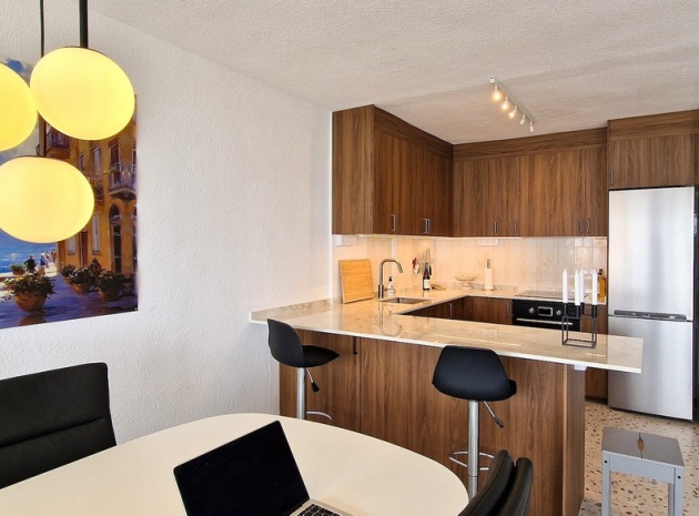 Resale - Apartment - Torrevieja - Torrevieja Centro