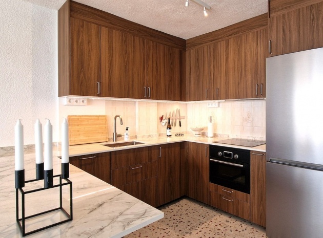 Resale - Apartment - Torrevieja - Torrevieja Centro