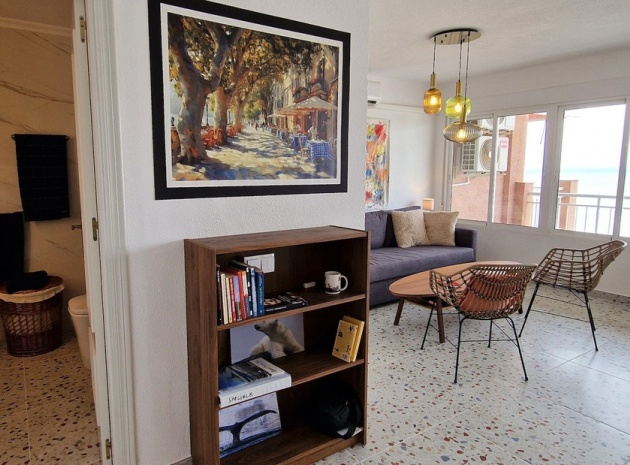 Resale - Apartment - Torrevieja - Torrevieja Centro