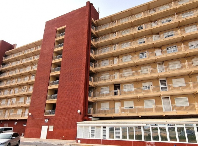 Resale - Apartment - Torrevieja - Torrevieja Centro