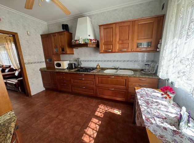 Återförsäljning - Villa - Orihuela - La Zenia