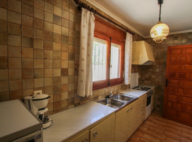 Resale - Villa - Calpe - Calpe Centro