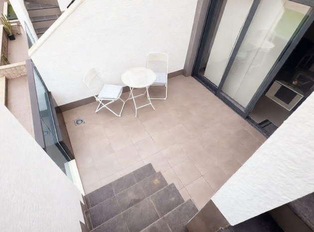 Återförsäljning - Lägenhet - Orihuela - Punta Prima