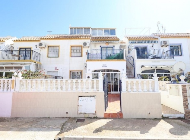 Resale - Villa - Torrevieja - Torrevieja Centro