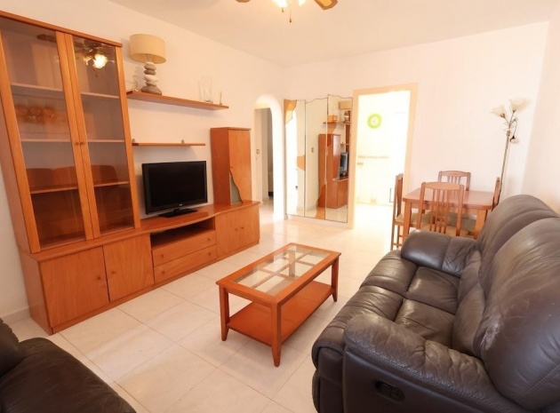 Resale - Villa - Torrevieja - Torrevieja Centro