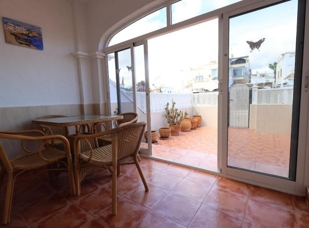 Resale - Villa - Torrevieja - Torrevieja Centro