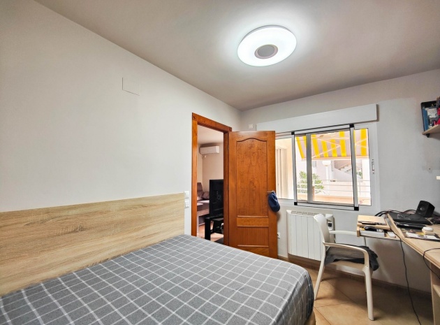 Återförsäljning - Lägenhet - Torrevieja - La Mata