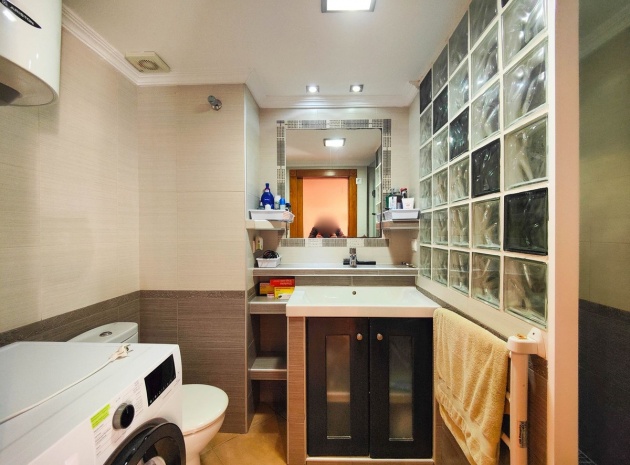 Återförsäljning - Lägenhet - Torrevieja - La Mata