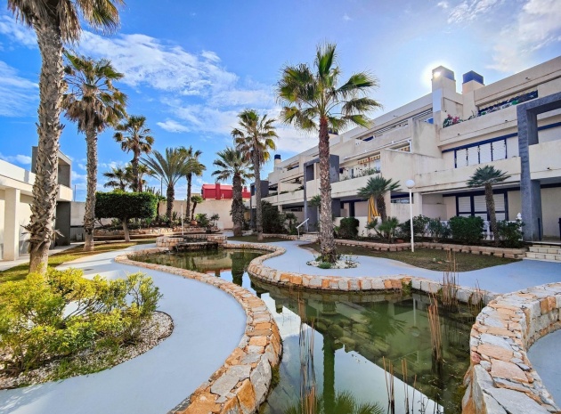 Återförsäljning - Lägenhet - Torrevieja - La Mata