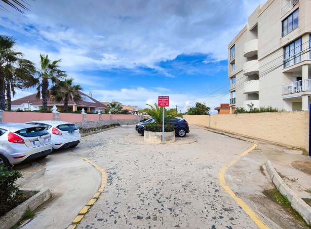 Återförsäljning - Lägenhet - Torrevieja - La Mata