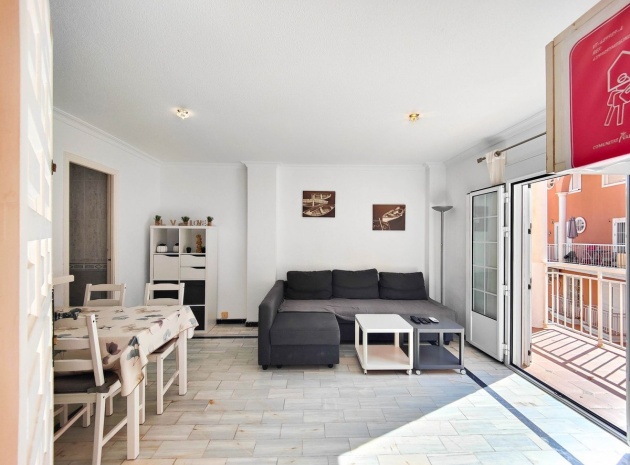 Återförsäljning - Lägenhet - Torrevieja - La Mata