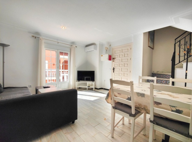 Återförsäljning - Lägenhet - Torrevieja - La Mata