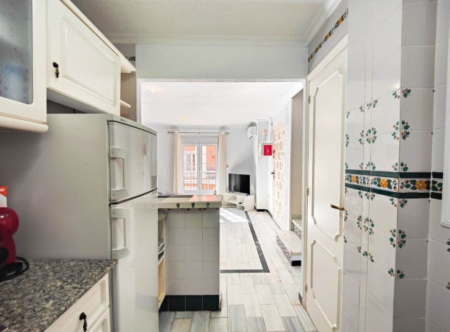 Återförsäljning - Lägenhet - Torrevieja - La Mata