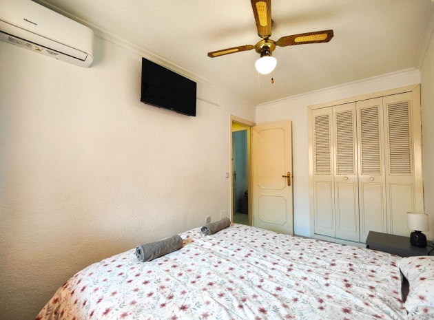 Återförsäljning - Lägenhet - Torrevieja - La Mata