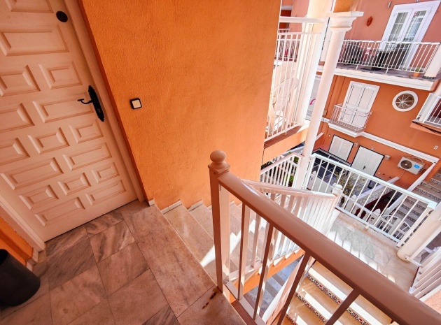 Återförsäljning - Lägenhet - Torrevieja - La Mata