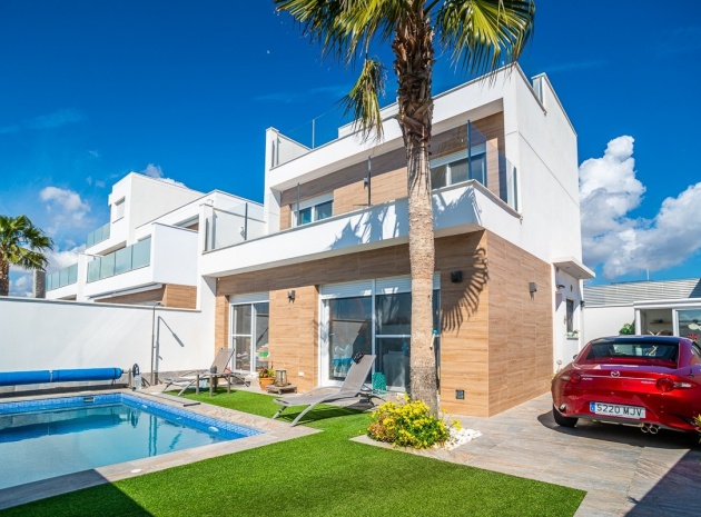 Resale - Villa - Pilar de la Horadada - Pilar de la Horadada Centro