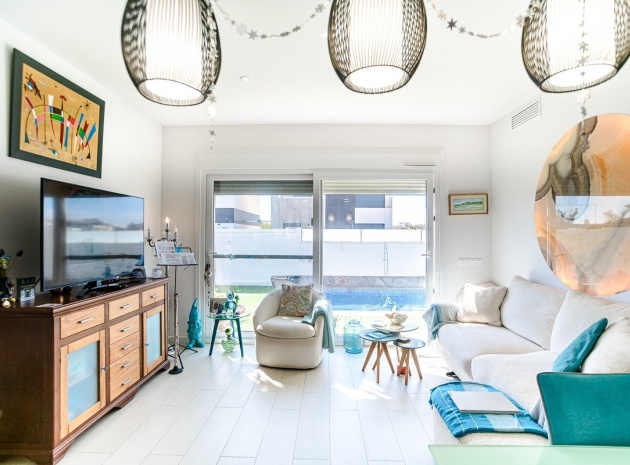 Resale - Villa - Pilar de la Horadada - Pilar de la Horadada Centro