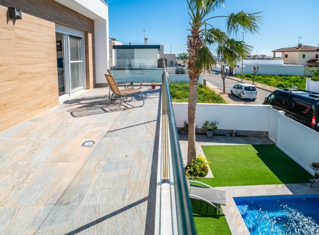 Resale - Villa - Pilar de la Horadada - Pilar de la Horadada Centro