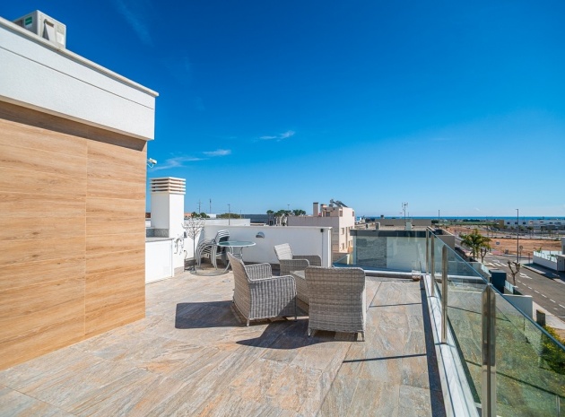 Resale - Villa - Pilar de la Horadada - Pilar de la Horadada Centro