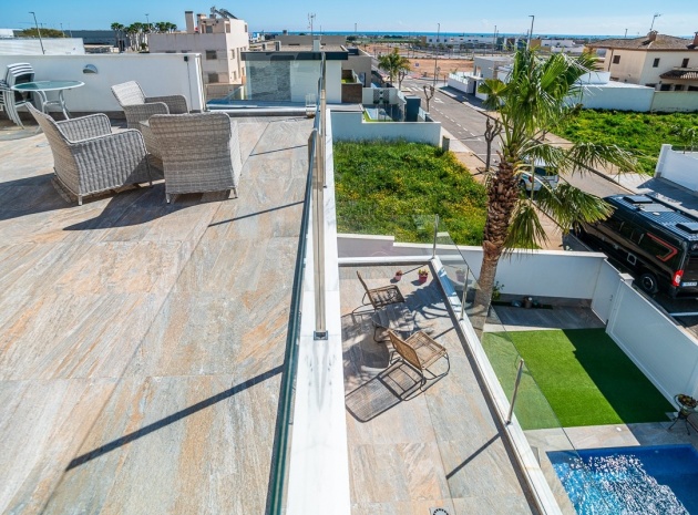 Resale - Villa - Pilar de la Horadada - Pilar de la Horadada Centro