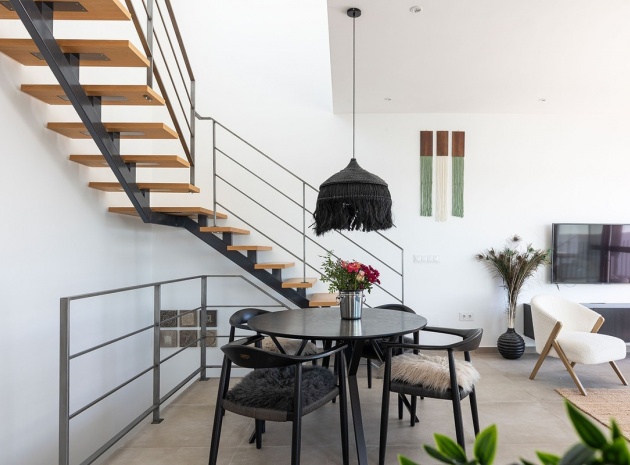 Resale - Villa - Dolores - Dolores Centro