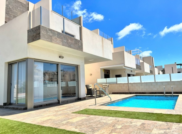 Återförsäljning - Villa - Orihuela - Punta Prima