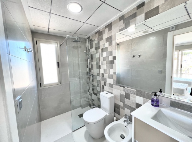 Återförsäljning - Villa - Orihuela - Punta Prima